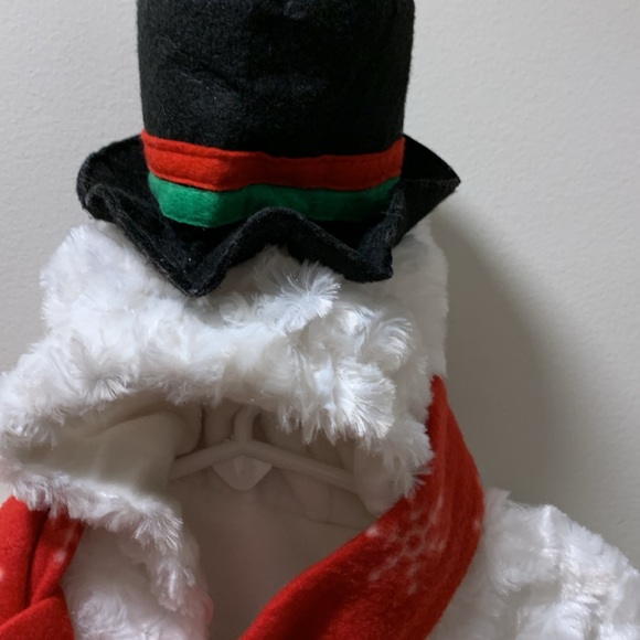 Perfect for 1st Christmas or photos. 22inches from neck to bottom.3-9 months - Picture 2 of 5